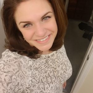 Meet your Posher, Lisa